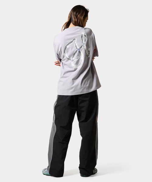HUF(ハフ)の「CHROME DREAMS TEE(Tシャツ/カットソー・メンズ・ブラック/パープル系その他・S/M/L/XL/XXL)」の4枚目の写真