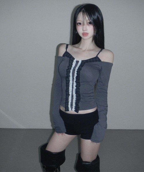 THEAIRTOWN（ジエアタウン）の「rael blose off top（Tシャツ/カットソー・レディース・ダークグレー/アイボリー/ブラック・FREE）」の4枚目の写真