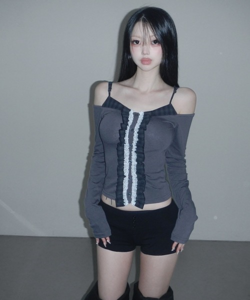 THEAIRTOWN（ジエアタウン）の「rael blose off top（Tシャツ/カットソー・レディース・ダークグレー/アイボリー/ブラック・FREE）」の10枚目の写真