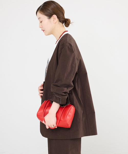 IENA(イエナ)の「《一部カラー店舗限定》コットンサブレUネックジャケット(ノーカラージャケット・レディース・ブラウン/ブラック・38/36)」の20枚目の写真