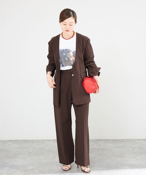 IENA(イエナ)の「《一部カラー店舗限定》コットンサブレUネックジャケット(ノーカラージャケット・レディース・ブラウン/ブラック・38/36)」の17枚目の写真