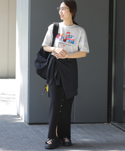 UGG（アグ）の「【UGG/アグ】W GOLDENGLOW TOGGLE：サンダル（サンダル・レディース・ブラック・22cm/23cm/24cm/25cm）」の5枚目の写真
