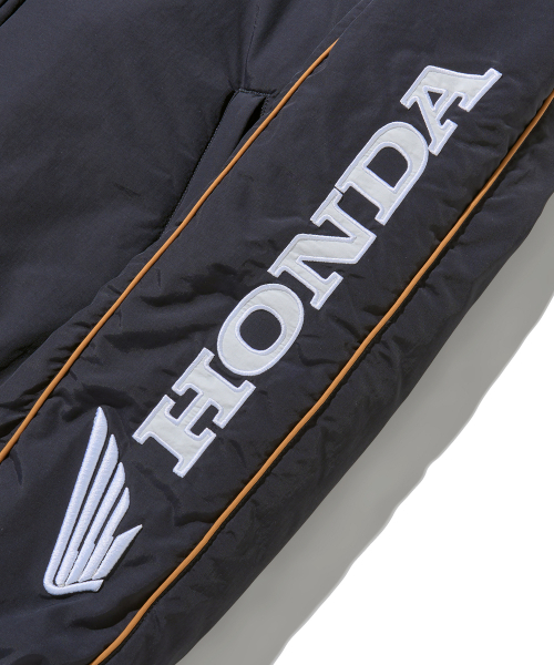 PHYPS MOTORCYCLE(フィップスモーターサイクル)の「Nylon Racing Blouson Jacket Navy(ブルゾン・レディース・その他・MEDIUM/LARGE/SMALL/X-LARGE)」の4枚目の写真