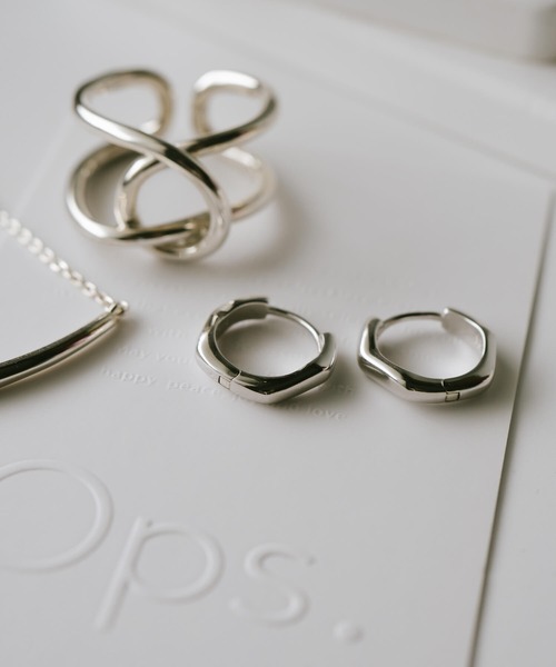 Ops.(オプス)の「ピアス フープピアス 金属アレルギー対応 シルバー925 ゴールド 【kyklos-wave キクロス・ウェーブ】(ピアス(両耳用)・レディース・ゴールド/シルバー・ONE SIZE)」の16枚目の写真
