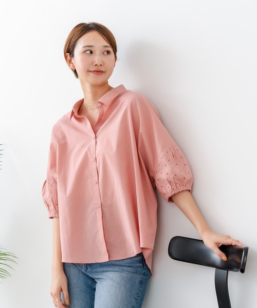 fort point(フォーポイント)の「【C-FORTPOINT/フォートポイント】【上品 高見え刺繍】袖刺繍ブラウス 綿100% 花模様 大人可愛い きれいめ 通勤 お出かけ(シャツ/ブラウス・レディース・ブラック/グレー/オフホワイト/ピンク/グリーン・FREE)」の15枚目の写真