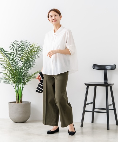 fort point(フォーポイント)の「【C-FORTPOINT/フォートポイント】【上品 高見え刺繍】袖刺繍ブラウス 綿100% 花模様 大人可愛い きれいめ 通勤 お出かけ(シャツ/ブラウス・レディース・ブラック/グレー/オフホワイト/ピンク/グリーン・FREE)」の9枚目の写真