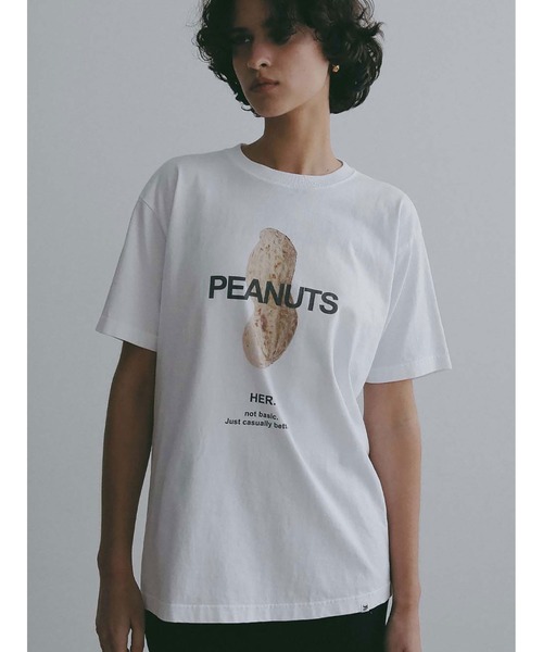 HER.(ハー)の「PEANUTS T-shirt(Tシャツ/カットソー・レディース・オフホワイト・フリー)」の1枚目の写真