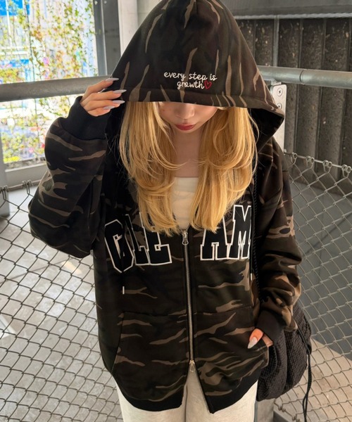 Another Branch olive des olive(アナザーブランチオリーブデオリーブ)の「配色BIGロゴZIPパーカー(パーカー・レディース・サックスブルー/トップグレー/オートミール/カモフラージュ/ネイビー/ピンク/グレー系その他2・FREE)」の8枚目の写真
