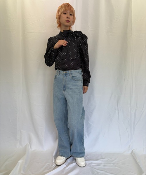 Alite cloth(アリーテクロス)の「ドットリボンハイネックトップス(シャツ/ブラウス・レディース・ホワイト/ブラック・M/S/L)」の5枚目の写真