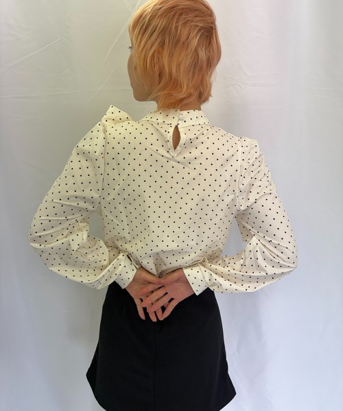 Alite cloth(アリーテクロス)の「ドットリボンハイネックトップス(シャツ/ブラウス・レディース・ホワイト/ブラック・M/S/L)」の9枚目の写真