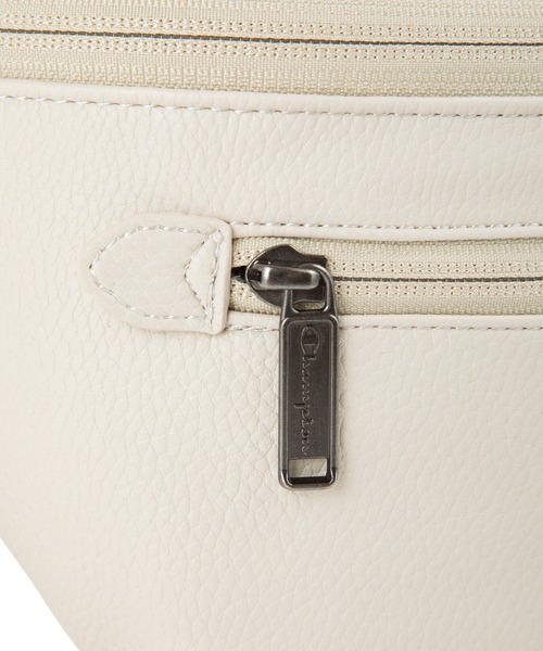 Champion(チャンピオン)の「チャンピオン ボディバッグ 5W30 2L 65284(ボディバッグ/ウエストポーチ・メンズ・グレー/ブラック/ベージュ・FREE)」の11枚目の写真