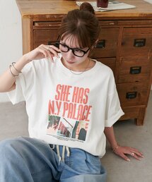 DISCOAT（ディスコート）の「【Enlude】メッセージロゴフォトTシャツ《ユニセックス》（Tシャツ/カットソー）」