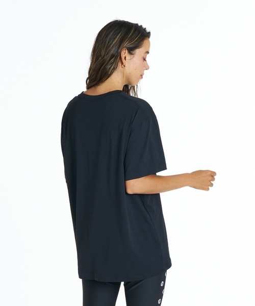 ROXY(ロキシー)の「ROXY HIBISCUS COVE TEE ラッシュTシャツ /UVカット/EASY DRY 【2026年夏モデル】/ロキシー半袖ラッシュガードTシャツ(水着)(Tシャツ/カットソー・レディース・ブラック/ホワイト/ナチュラル・LARGE/MEDIUM/SMALL)」の6枚目の写真