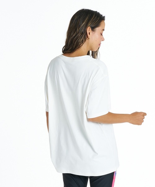 ROXY(ロキシー)の「ROXY HIBISCUS COVE TEE ラッシュTシャツ /UVカット/EASY DRY 【2026年夏モデル】/ロキシー半袖ラッシュガードTシャツ(水着)(Tシャツ/カットソー・レディース・ブラック/ホワイト/ナチュラル・LARGE/MEDIUM/SMALL)」の8枚目の写真