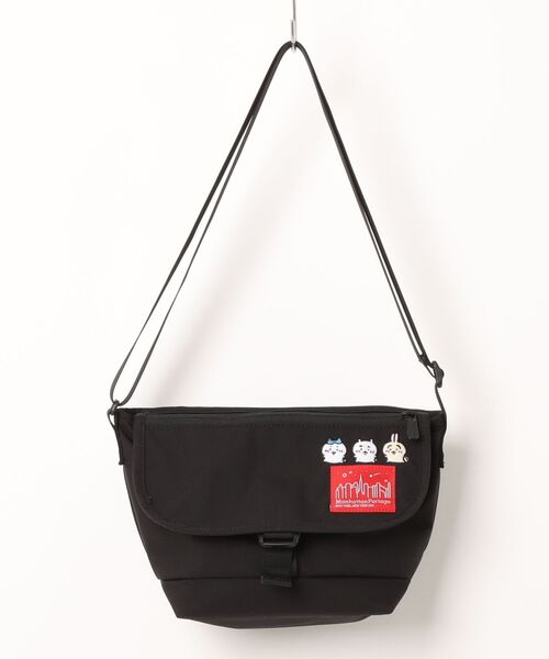 Manhattan Portage（マンハッタンポーテージ）の「Manhattan Portage/マンハッタンポーテージ ショルダーバック "ちいかわ" NYLON MESSENGER BAG(XXS) FZP CKW26 MP1603FZPCKW26（ショルダーバッグ・メンズ・ブラック・FREE）」の6枚目の写真