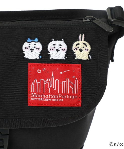 Manhattan Portage（マンハッタンポーテージ）の「Manhattan Portage/マンハッタンポーテージ ショルダーバック "ちいかわ" NYLON MESSENGER BAG(XXS) FZP CKW26 MP1603FZPCKW26（ショルダーバッグ・メンズ・ブラック・FREE）」の7枚目の写真