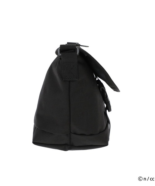 Manhattan Portage（マンハッタンポーテージ）の「Manhattan Portage/マンハッタンポーテージ ショルダーバック "ちいかわ" NYLON MESSENGER BAG(XXS) FZP CKW26 MP1603FZPCKW26（ショルダーバッグ・メンズ・ブラック・FREE）」の12枚目の写真