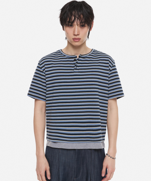 DNSR(ディーエヌエスアール)の「レイヤードストライプヘンリーネックネイビー(Tシャツ/カットソー・メンズ・その他・LARGE/X-LARGE/MEDIUM)」の3枚目の写真