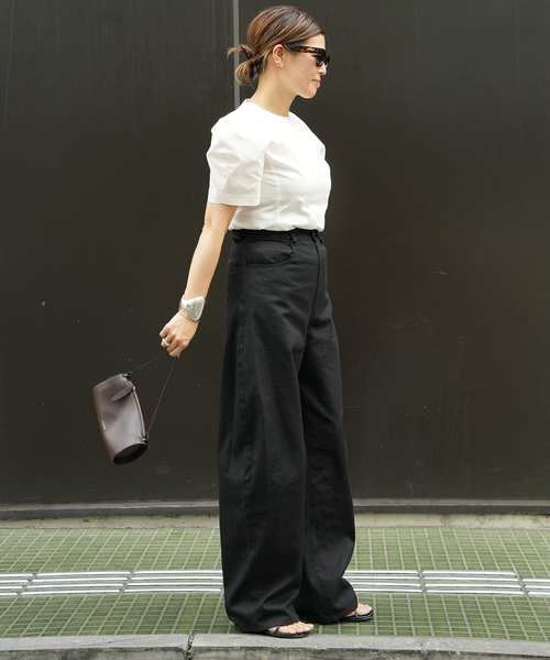 CELERI(セルリ)の「CELERI Balloon Shoulder ブラウス(シャツ/ブラウス・レディース・ブラック/ホワイト・38/36)」の15枚目の写真