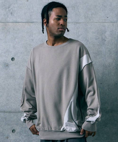 VIRGOwearworks(ヴァルゴウェアワークス)の「CURVEFORM SWEAT(スウェット・メンズ・ブラック/ネイビー/グレイッシュベージュ・2/3/4)」の2枚目の写真
