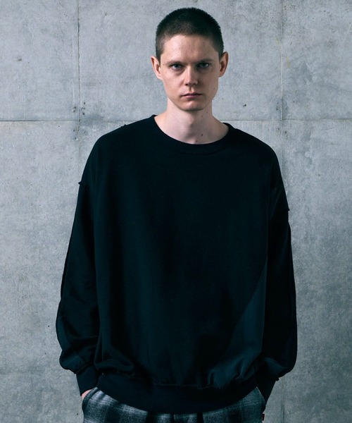 VIRGOwearworks(ヴァルゴウェアワークス)の「CURVEFORM SWEAT(スウェット・メンズ・ブラック/ネイビー/グレイッシュベージュ・2/3/4)」の12枚目の写真