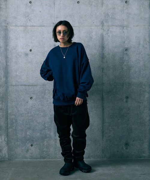 VIRGOwearworks(ヴァルゴウェアワークス)の「CURVEFORM SWEAT(スウェット・メンズ・ブラック/ネイビー/グレイッシュベージュ・2/3/4)」の21枚目の写真