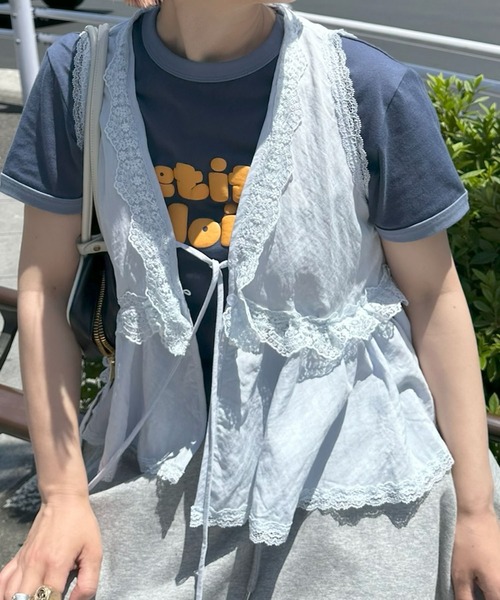 Alley Tokyo(アリートーキョー)の「フリフリリボンノースリブラウス(シャツ/ブラウス・レディース・オフホワイト/イエロー/サックスブルー・FREE)」の13枚目の写真