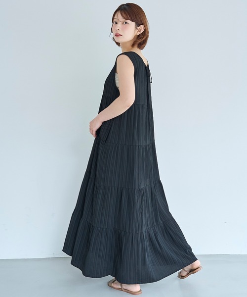 mil(ミル)の「ノースリーブ ティアードワンピース【587229】(ワンピース・レディース・ブラウン/ブラウン系/ブラック・S/XS)」の2枚目の写真