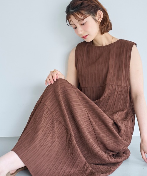 mil(ミル)の「ノースリーブ ティアードワンピース【587229】(ワンピース・レディース・ブラウン/ブラウン系/ブラック・S/XS)」の14枚目の写真