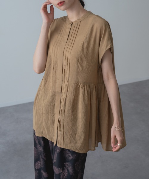 refinedworks(リファインドワークス)の「【refinedworks】チュニック 丈の フレンチ タック ブラウス(シャツ/ブラウス・レディース・キャメル/チャコールグレー・FREE)」の5枚目の写真