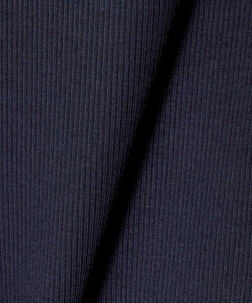 UNITED ARROWS(ユナイテッドアローズ)の「カップ付きキャミソール 26SS(キャミソール・レディース・オフホワイト/ネイビー/ブラック・FREE)」の8枚目の写真