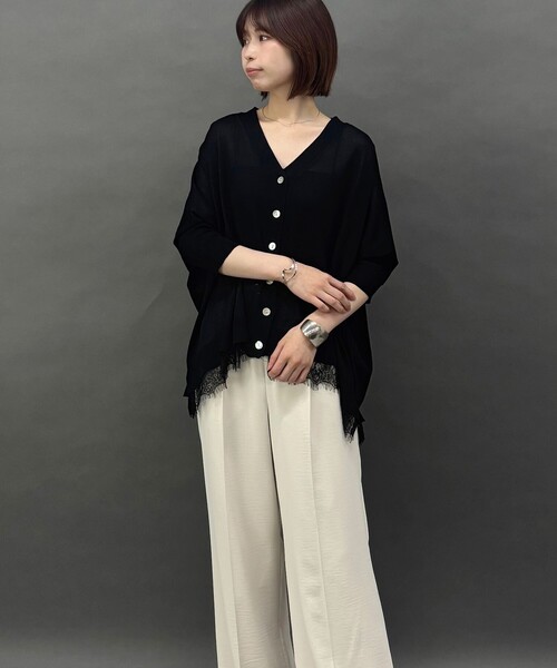 NICOLE white(ニコルホワイト)の「裾レースシアーニットカーディガン(カーディガン/ボレロ・レディース・ライトグレー/ブラウン/ブラック・FREE)」の14枚目の写真