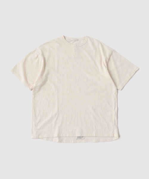 RIDING HIGH(ライディングハイ)の「RIDING HIGH / ライディングハイ NON DYED JERSEY S/S HENLEY(Tシャツ/カットソー・メンズ・ホワイト/アイボリー/ブルー系その他・MEDIUM/LARGE)」の2枚目の写真