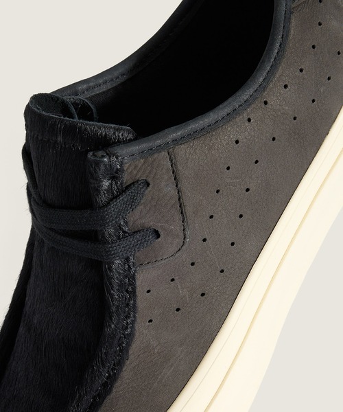 VANS(バンズ)の「VANS PREMIUM SF モック ロー / LX Carver Low PONY HAIR Black/ VN000Z3XGBA1(モカシン/デッキシューズ・メンズ・ブラック・10.5/10/9.5/9/8.5/11/8)」の6枚目の写真