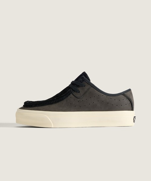 VANS(バンズ)の「VANS PREMIUM SF モック ロー / LX Carver Low PONY HAIR Black/ VN000Z3XGBA1(モカシン/デッキシューズ・メンズ・ブラック・10.5/10/9.5/9/8.5/11/8)」の7枚目の写真