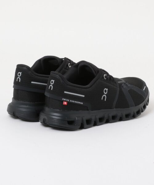 On（オン）の「【On】3WF10061043 Cloud 6（スニーカー・レディース・ブラック・25/23.5/23/24.5/24）」の4枚目の写真
