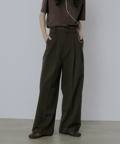 lit(リット)の「Double Tuck Straight Pants(スラックス・レディース・チャコールグレー/ブラック/ベージュ・38/36)」の20枚目の写真