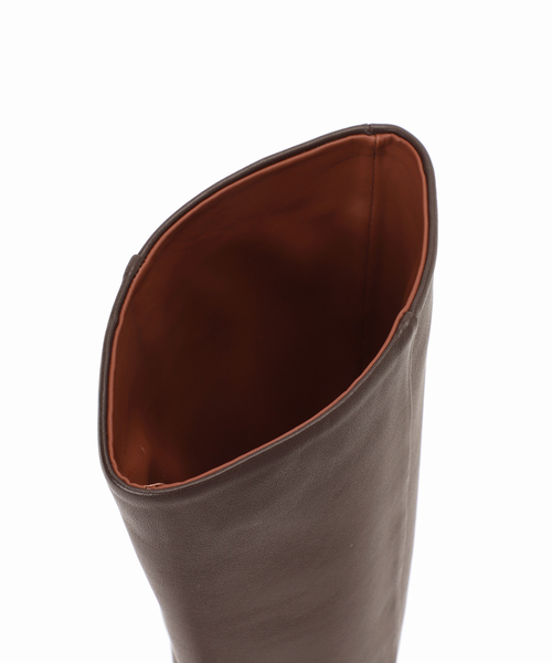REMME(レメ)の「REMME/レメ ポインテッドトゥロングブーツ(ブーツ・レディース・ブラウン・24.5cm/24cm/23.5cm/23cm)」の19枚目の写真