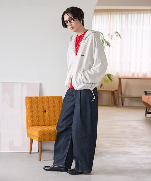 FREAK'S STORE(フリークスストア)の「FRUIT OF THE LOOM × FREAK'S STORE/フルーツオブザルーム 別注 ジップパーカー/ジップアップフーディー(パーカー・レディース・グリーン/ナチュラル/ブラウン・フリ-)」の9枚目の写真