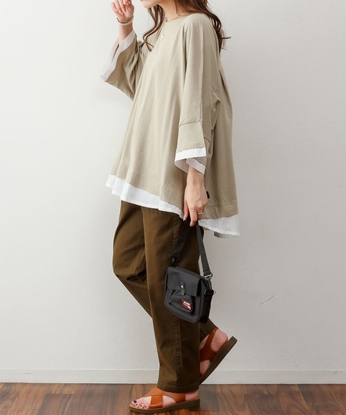 ElegChic(エレグシック)の「ゆるっと異素材レイヤードTシャツ(Tシャツ/カットソー・レディース・カーキ/ブラウン/グレイッシュベージュ/ブラック・M/4L/XL)」の18枚目の写真