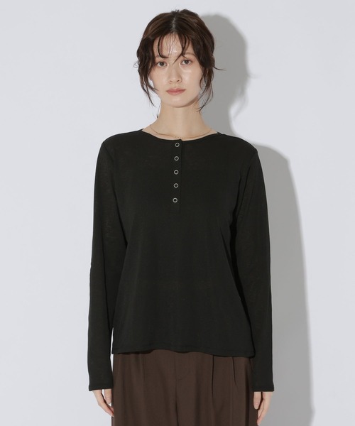 LAKOLE(ラコレ)の「スラブヘンリーネック長袖 / 1064367(Tシャツ/カットソー・レディース・パープル/アイボリー/ブラック/ブラウン・FREE)」の18枚目の写真
