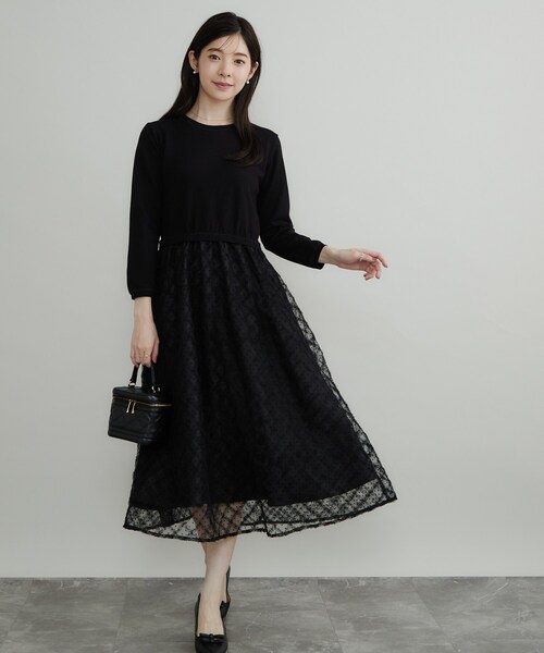 couture brooch(クチュールブローチ)の「【チュールの上品な揺れ・セットアップ可】ドッキング ニットワンピース(ワンピース・レディース・ブラック系4/ホワイト系7・42/40/38/36)」の4枚目の写真