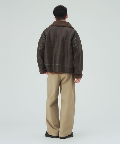 BEAMS HEART(ビームスハート)の「フェイクムートン B3 ブルゾン(ブルゾン・メンズ・ブラック/ブラウン・MEDIUM/SMALL/LARGE)」の19枚目の写真
