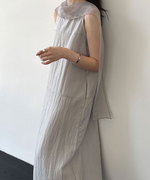 Girly Doll(ガーリードール)の「ノースリーブリボン付きロングワンピース(ワンピース・レディース・オフホワイト/ライトグレー・L/M)」の9枚目の写真