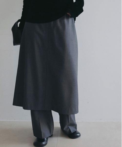 anuke(アンヌーク)の「Wool Layered Pants(その他パンツ・レディース・ブラック/チャコールグレー・36inch/38inch)」の1枚目の写真