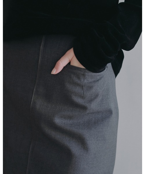 anuke(アンヌーク)の「Wool Layered Pants(その他パンツ・レディース・ブラック/チャコールグレー・36inch/38inch)」の8枚目の写真