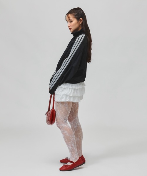 adidas（アディダス）の「アディダス adidas スタジアム ピケ ルーズフィット トラックトップ（ジャージ・レディース・トップグレー/ベージュ/スモークピンク/ブラック×ホワイト・L/XL/M/S）」の16枚目の写真