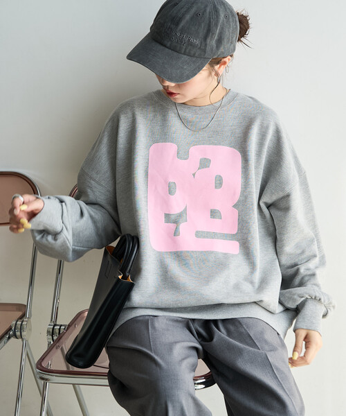 FREAK'S STORE(フリークスストア)の「限定展開 SPRYBOX フロッキー ロゴ 裏毛 スウェット(スウェット・レディース・ブラック/ブラウン/グレー/ネイビー/ナチュラル・フリ-)」の14枚目の写真