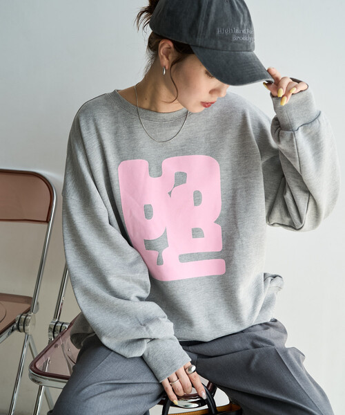 FREAK'S STORE(フリークスストア)の「限定展開 SPRYBOX フロッキー ロゴ 裏毛 スウェット(スウェット・レディース・ブラック/ブラウン/グレー/ネイビー/ナチュラル・フリ-)」の16枚目の写真