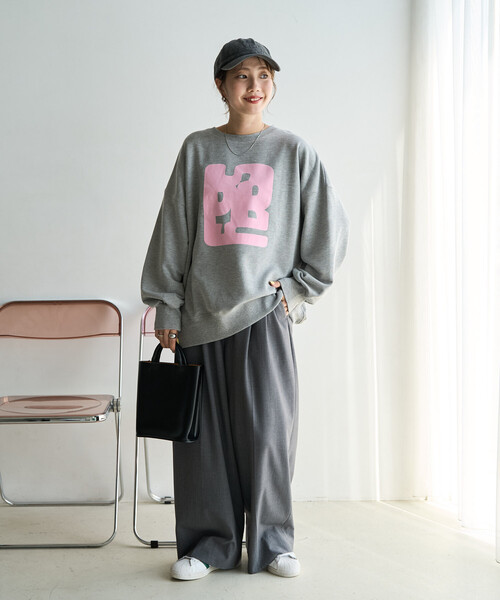 FREAK'S STORE(フリークスストア)の「限定展開 SPRYBOX フロッキー ロゴ 裏毛 スウェット(スウェット・レディース・ブラック/ブラウン/グレー/ネイビー/ナチュラル・フリ-)」の17枚目の写真